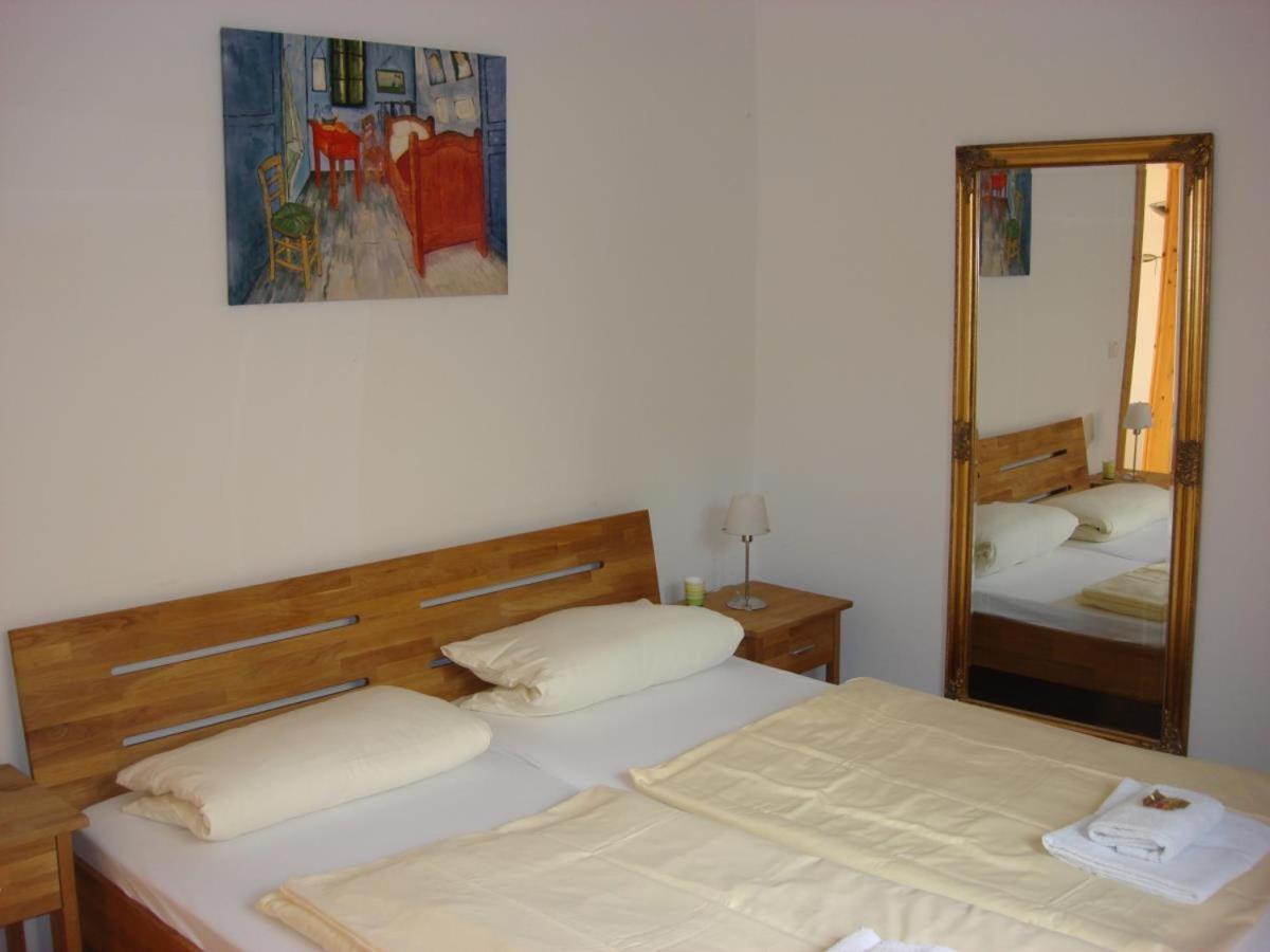 Mosel Ferienhaus Kleine Merle Zell an der Mosel Luaran gambar