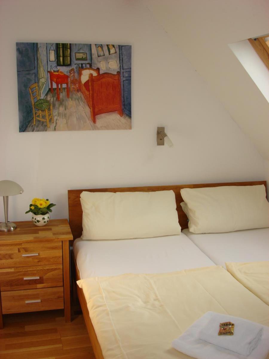 Mosel Ferienhaus Kleine Merle Zell an der Mosel Luaran gambar